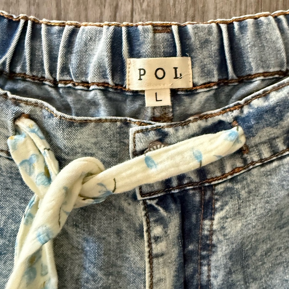 POL Patchwork Jeans NWOT - image 10